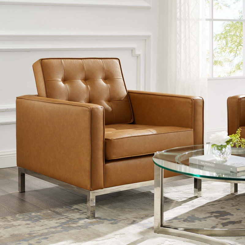 Fauteuil capitonné en cuir végétalien Loft, Simili cuir brun clair