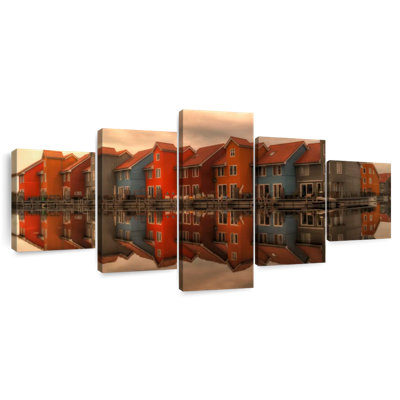 Harbor Town Houses
