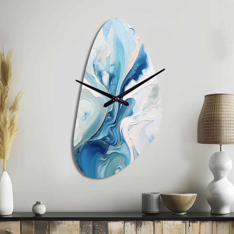 Horloge murale asymétrique en métal bleu et gris, Moyenne