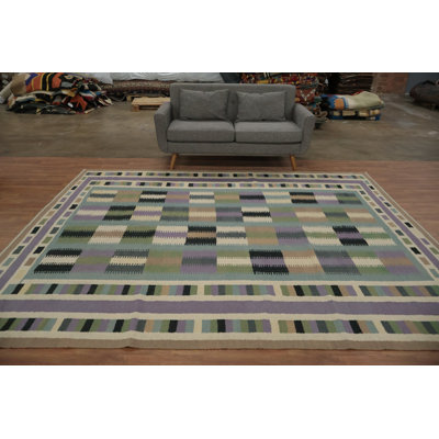 Élégant tapis kilim pastel 8 x 10 pour une décoration contemporaine