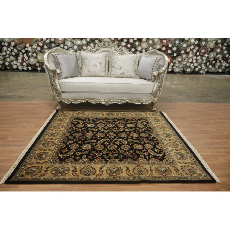 Tapis carré classique noir et beige Agra avec motif détaillé 6 pi x 6 pi
