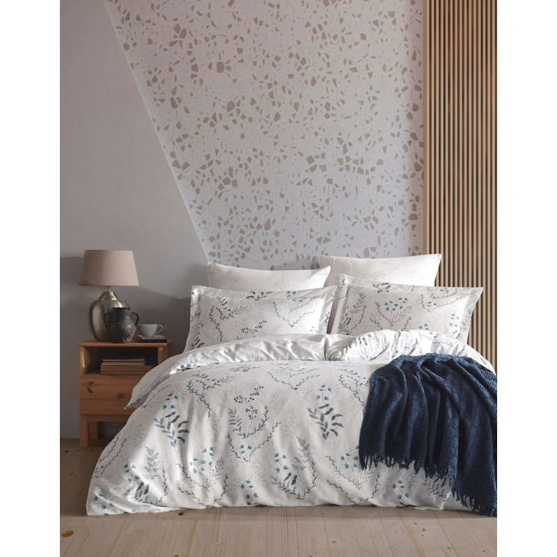 Ensemble de housse de courtepointe 100% coton Ranforce, blanc, gris et bleu, 79 x 79 pouces | Comprend 2 taies d'oreiller (31,5 po x 31,5 po) | Lavable à la machine, 145 fils | Une literie douce et élégante pour une chambre à coucher confortable