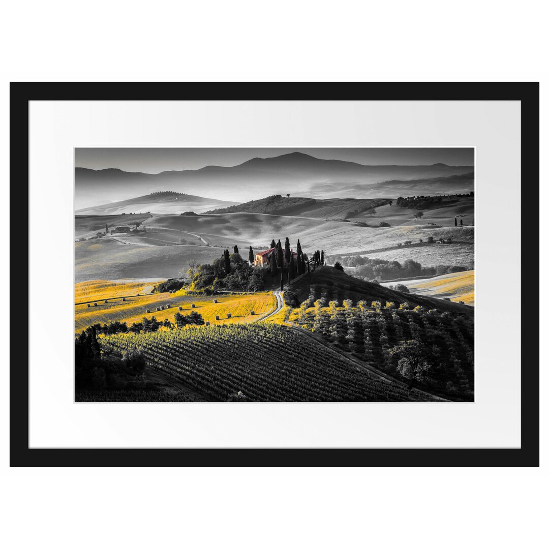 Gerahmtes Poster Toskana Landschaft mit Feldern