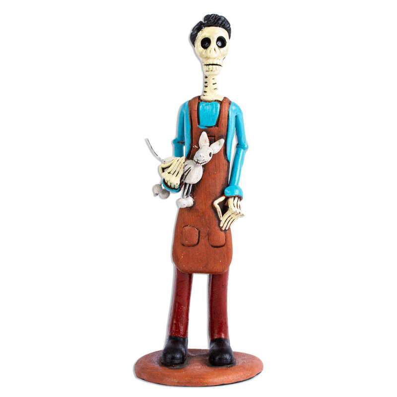 Macedonia People Figurines & Sculptures