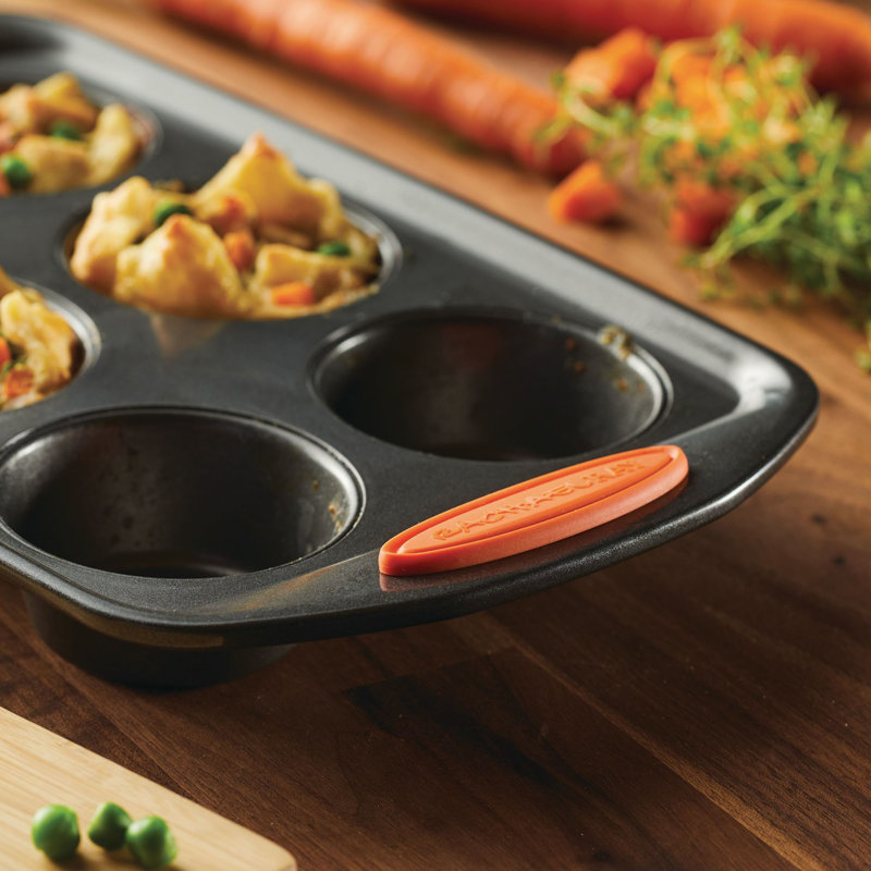 Rachael Ray Nonstick Bakeware Oven Lovin’ Cups Muffin Pan, 6-Cup