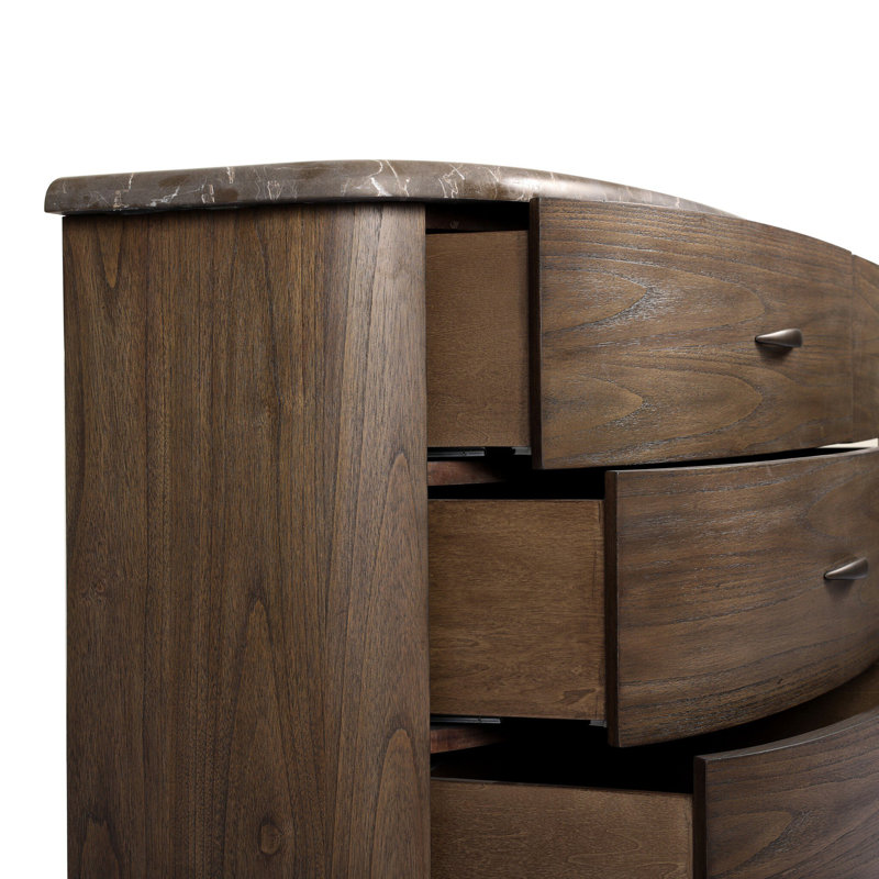 Tovae Dresser