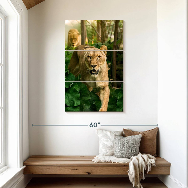 Lionne de chasse Brampt, H 45 po x l 28 po