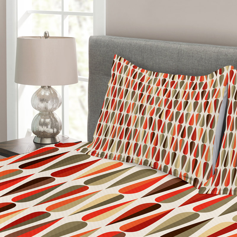 Adilynn Ikat Bedspread with Pillow Shams, 220 x 264 cm