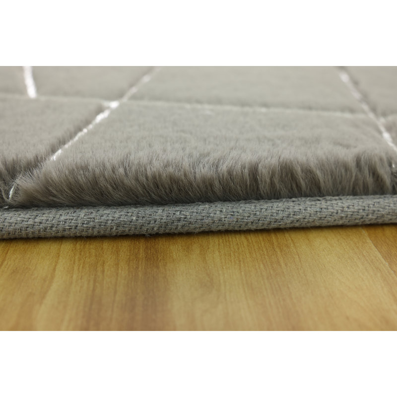 Tapis blanc / or Berline, Rectangle 7 pi 6 po x 9 pi 6 po