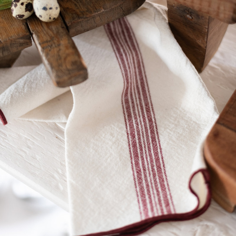 Serviettes de table de style bistro français - Lot de 4 - Rayures vintage rouge merlot, Rouge merlot