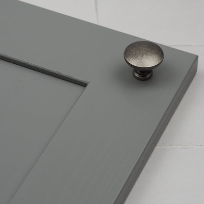 Traditional Circular Knob in Multiple Finishes