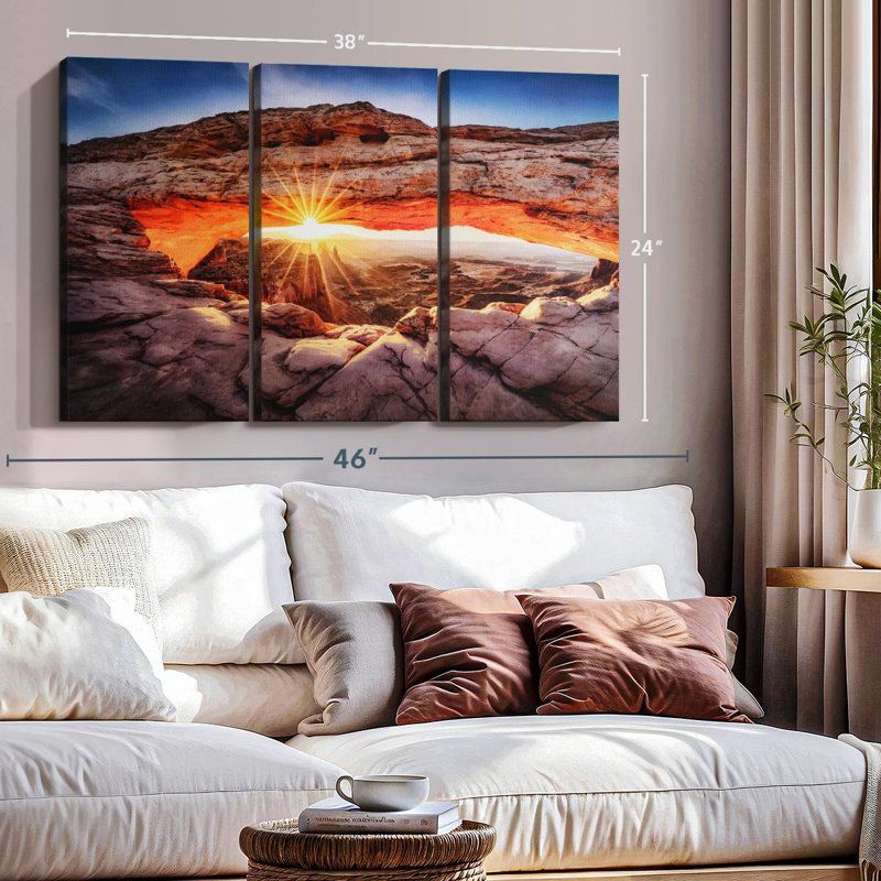 «Mesa Arch Sunrise Canyonlands II» sur toile, H 24 po x l 38 po x P 1,25 po