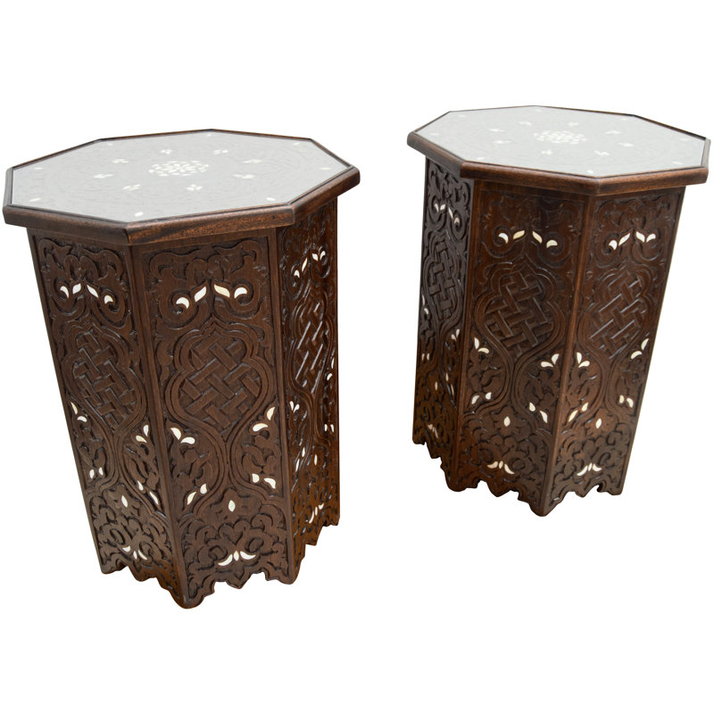 Tables d'appoint octogonales rétro syriennes en nacre incrustée - 2 pièces