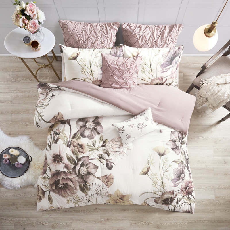 Couette de lit queen de 8 pièces - Blush avec garniture