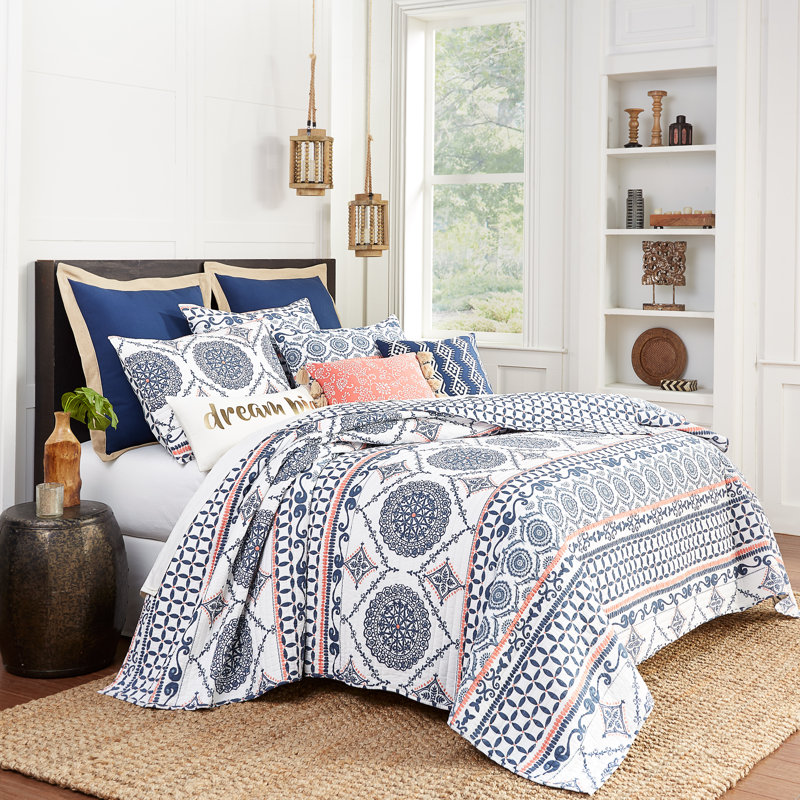 Caperoad King Quilt Set