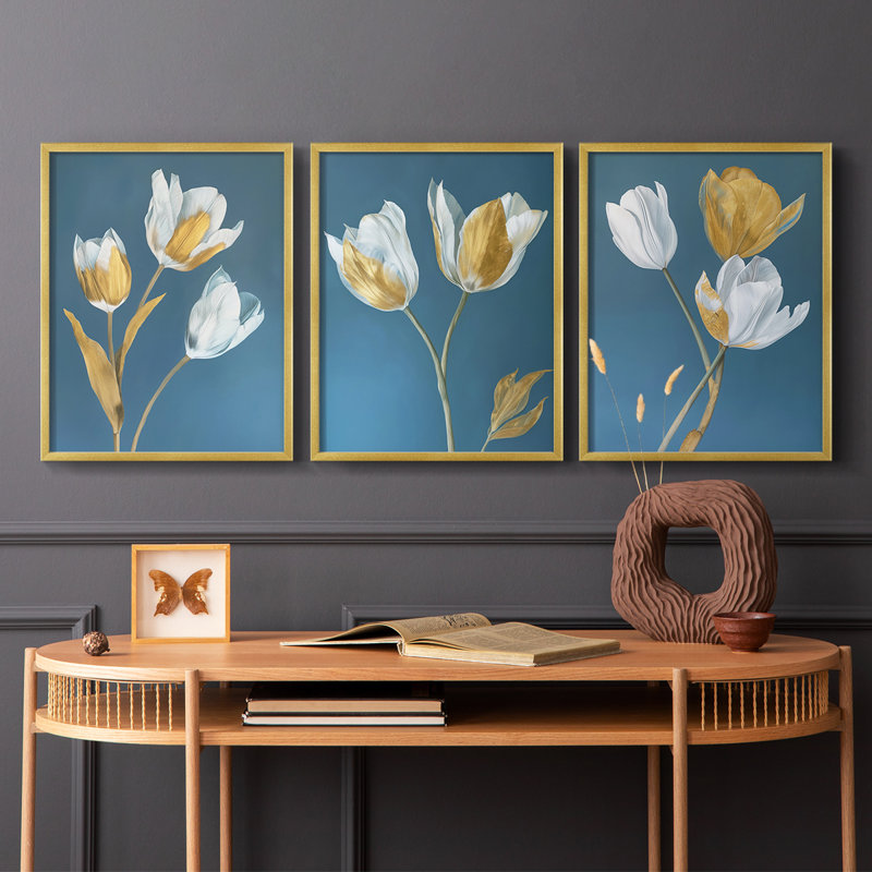 Étude florale, série XLVII, ensemble de 3 estampes numériques, prêt à accrocher, Cadre doré, H 28 po x l 22 po