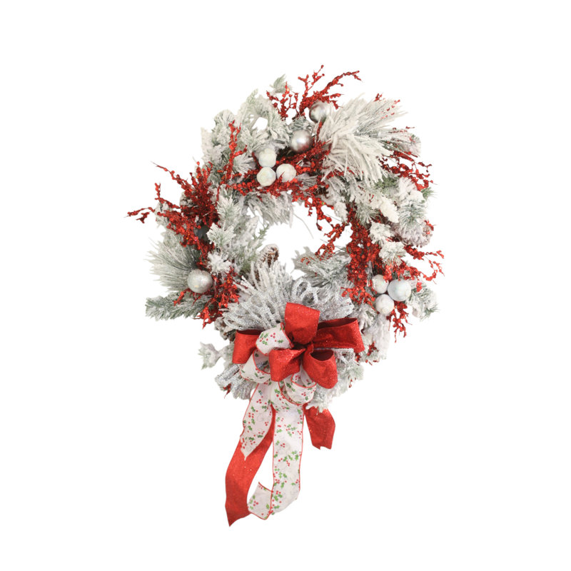 Couronne de pin des neiges avec des accents rouges et argentés