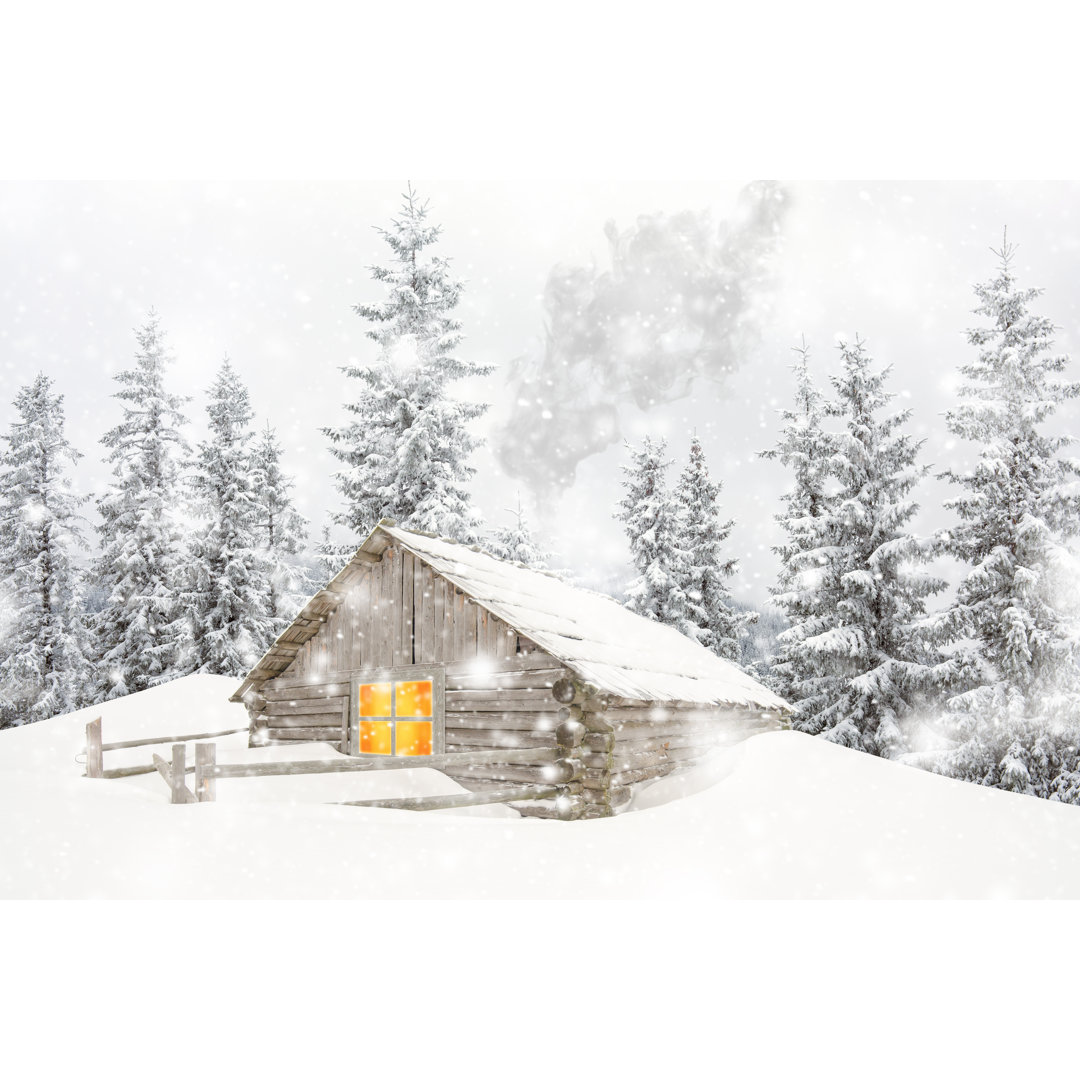 Holzhaus in verschneiten Bergen von Misha Kaminsky - Druck