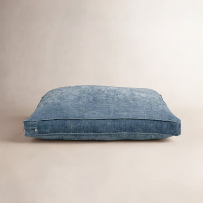 Alek Dog Bed