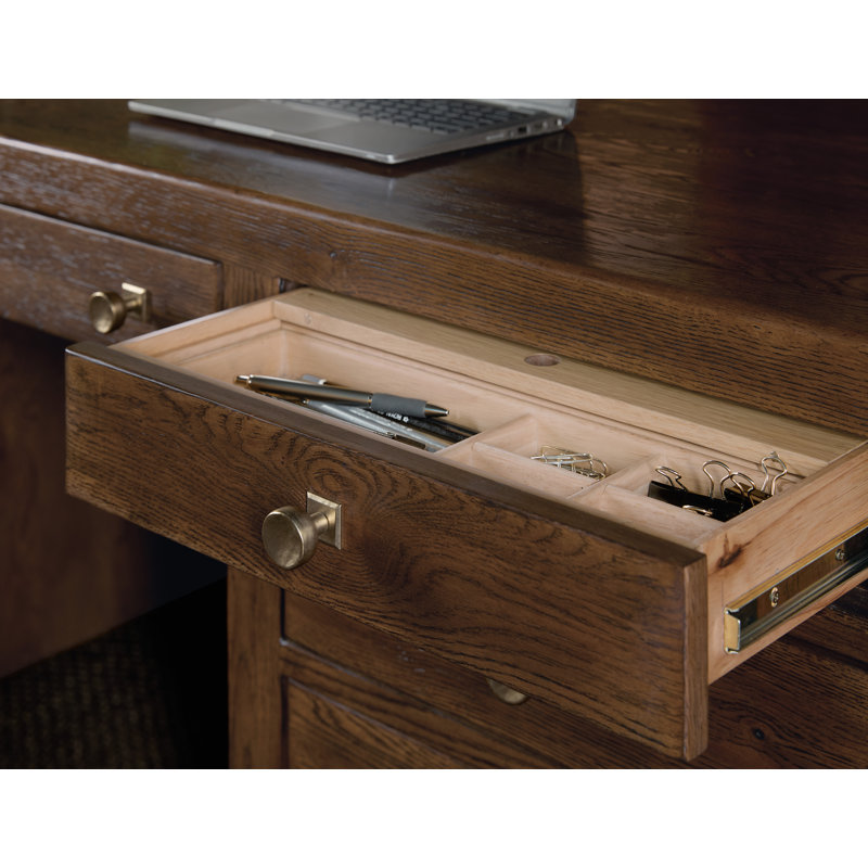 Bureau de direction Driftwood, Noyer