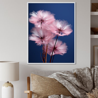 «Delicate Pink Dandelian Flowers On Blue Sky», reproduction sur toile