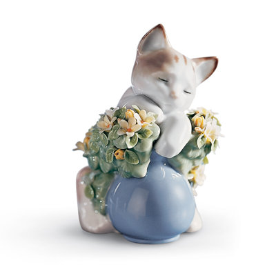 Figurine chat chaton rêveur