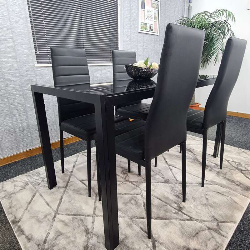 Amiogho 4 - Person Dining Set