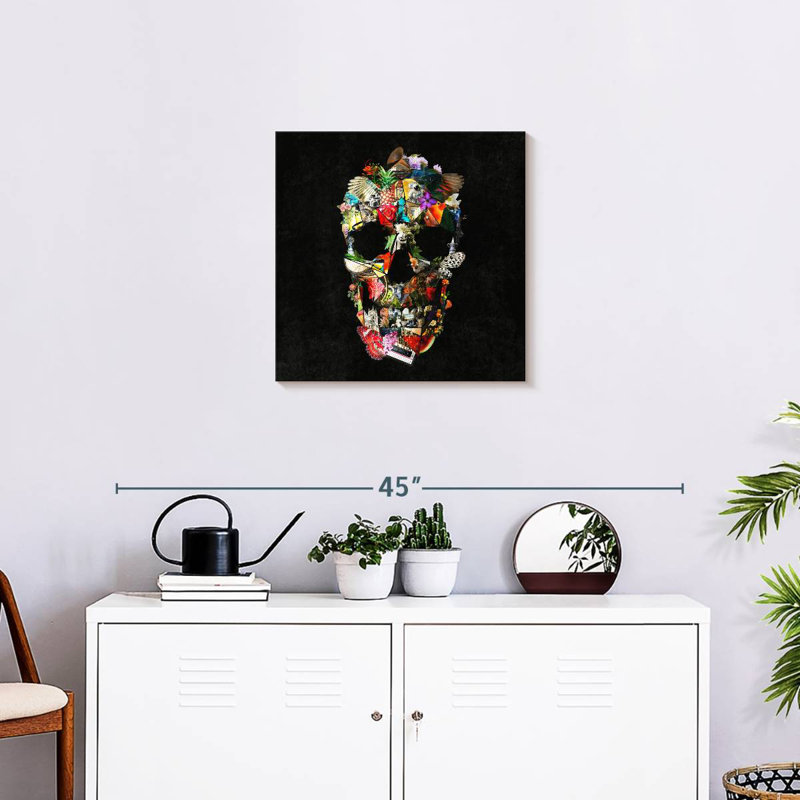 Kerner Fragile Skull, 20" H x 20" W