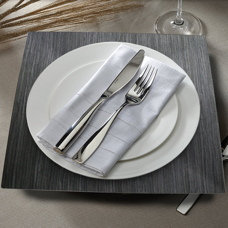 Plat de service 13 po