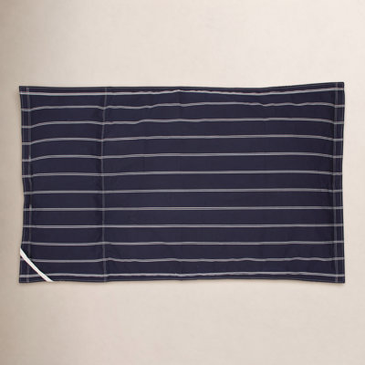 Sunbrella Pool Float Cooper Navy with Pillow
