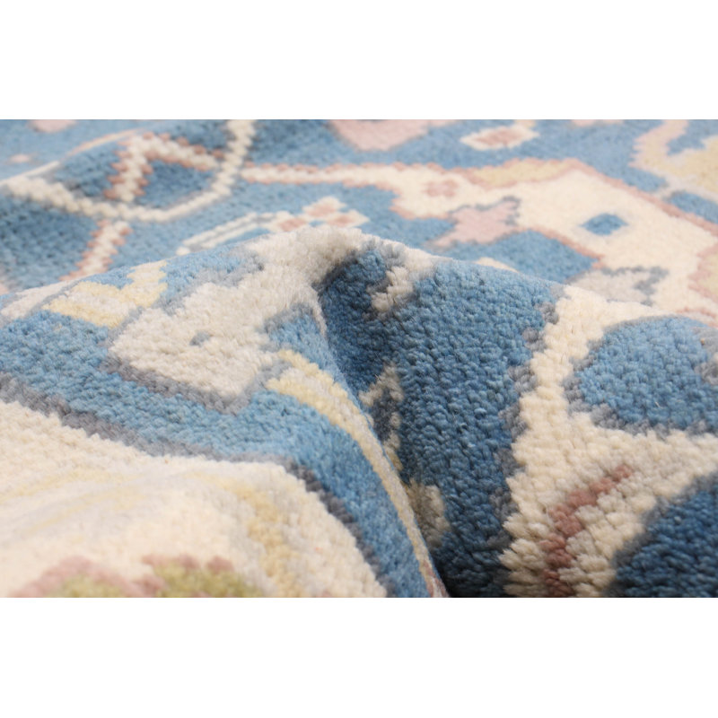 Tapis unique bleu foncé de 2 pi 8 po x 9 pi 10 po