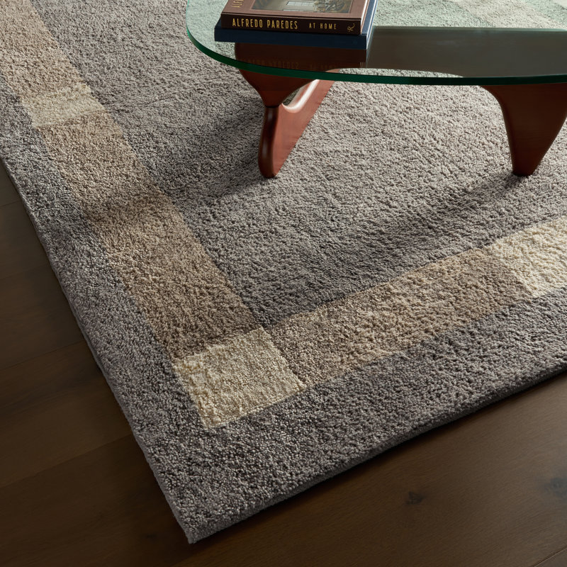 Silja Bordered Rug, Rectangle 5' x 8'