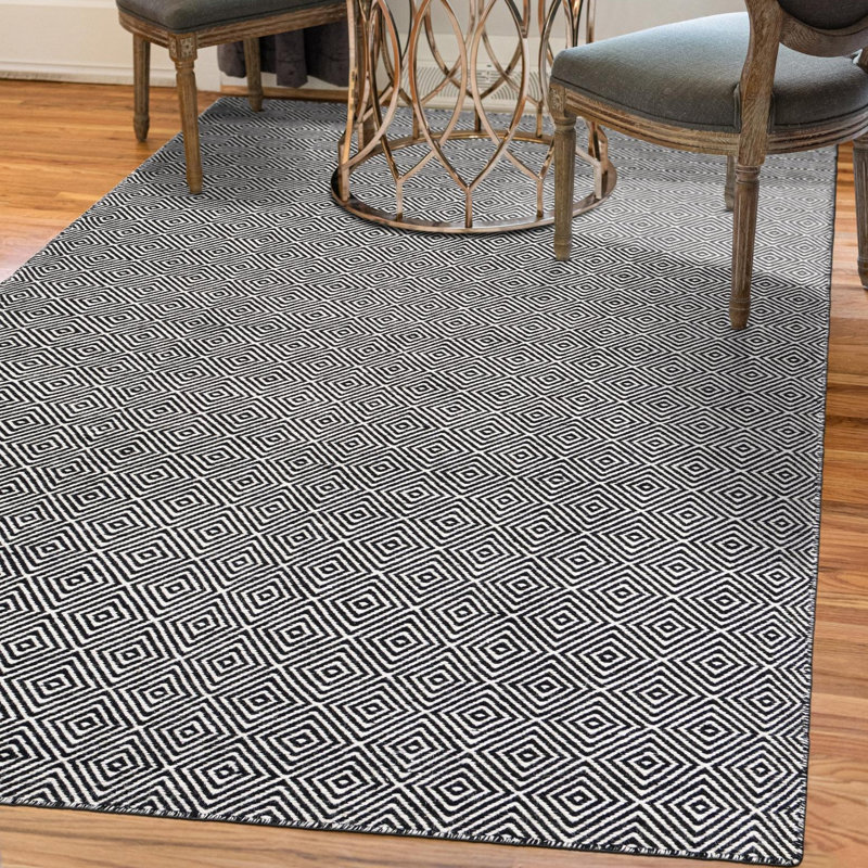 Traetyn Flatweave Wool Indoor Rug, Rectangle 4'1" x 6'1"