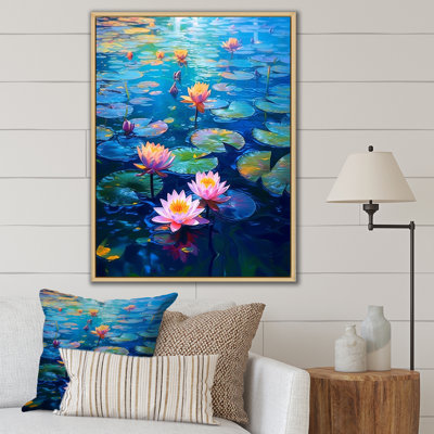 " Water Lily Embrace "