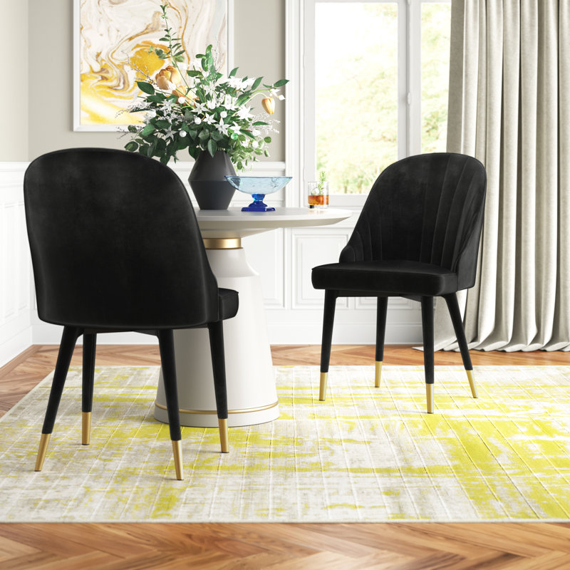 Chaise d'appoint rembourrée en velours Belle, Velours noir