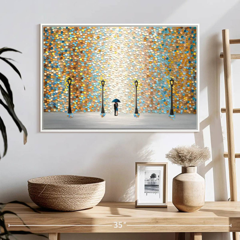 Baiser sous la pluie dorée, Cadre flottant blanc, 25 po x 17 po