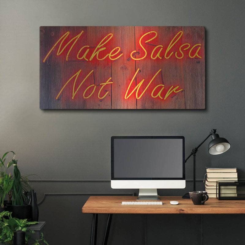 Trinx «Make Salsa Not War In Neon Road» par Luxe Portfolio, art mural en métal, H 24 po x l 48 po
