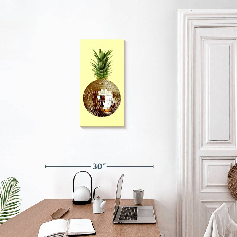 Pineapple Disco Ball sur toile, H 24 po x l 12 po x P 1,25 po