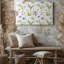 Toile d'un motif sans couture avec verres à martini élégants remplis d'un art mural jaune clair orné d'olives vertes et toile-1792012639