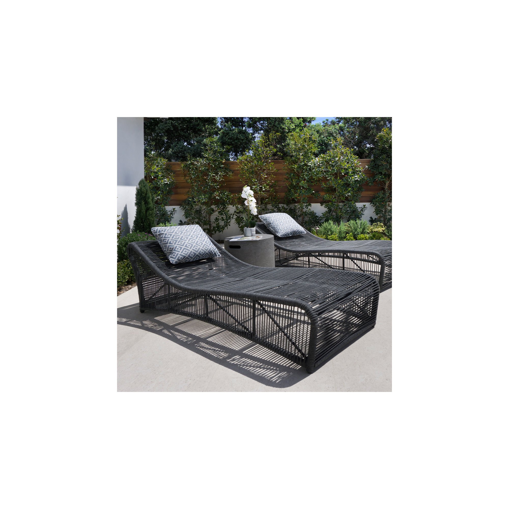 Renfri Outdoor Olefin Rope Chaise Lounge, Black