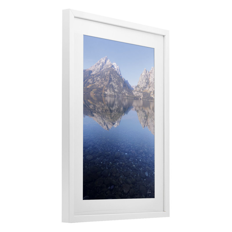 «Clear Water Reflection Landscape», reproduction d'art sous verre encadrée par Lori Deiter, H 20 po x l 14 po