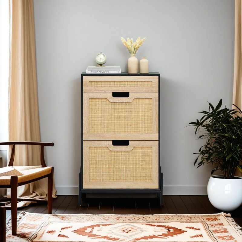 Armoire à chaussures à deux portes, un tiroir et une entrée indépendante