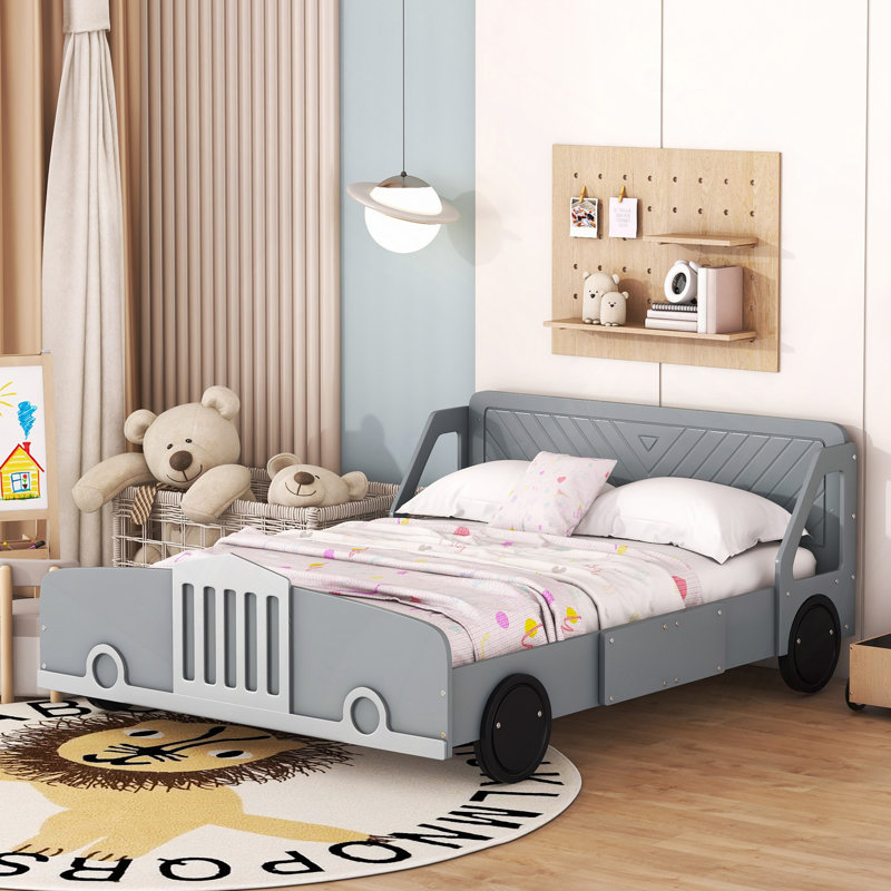 Lit plateforme en forme de voiture avec roulettes
