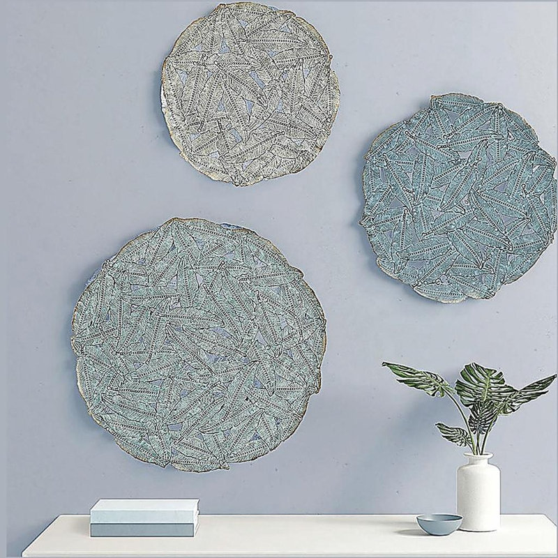 Textured Feather 3-piece Metal Disc Wall Decor Set