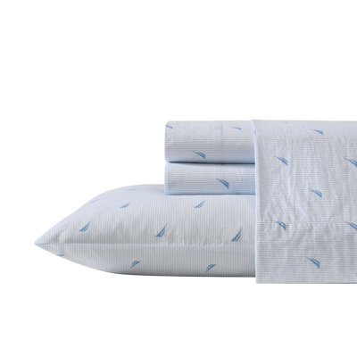 Martha Stewart Bedford Scallop Bath Rug