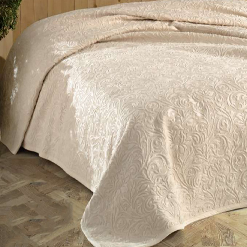 Sesli Soft Warm Embossed Bed Cover/Blanket