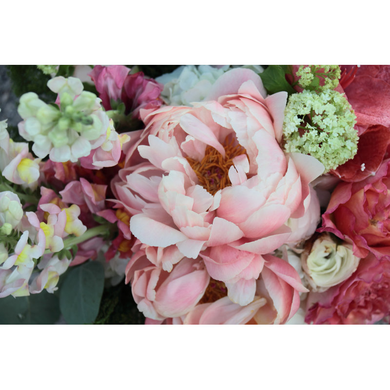 Un bouquet. par Skashkin, H 8 po x l 12 po