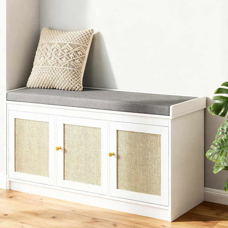 Banc de rangement pour chaussures avec portes, coussin de 39,4 po de largeur, housse amovible, tablettes flexibles réglables au design tissé pour la chambre à coucher et amplement d'espace pour 9 paires, positions de tablettes, sièges confortables
