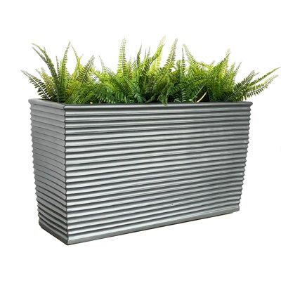 Daley Planter Box