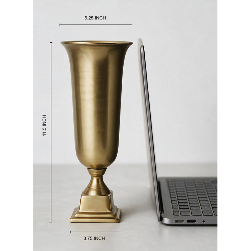 Vase en métal Valenza